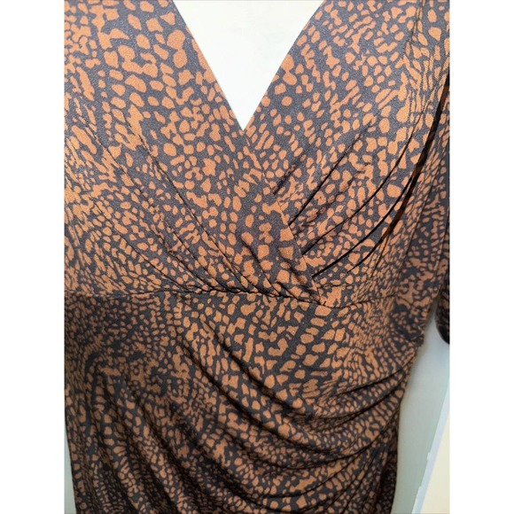 Ralph Lauren Woman's Stretch 3/4 Sleeve Dress SZ 12 V Neck Animal Print Holiday - Picture 4 of 8